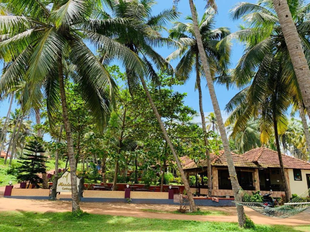 Maadathil Cottages & Beach Resort Varkala Exterior photo